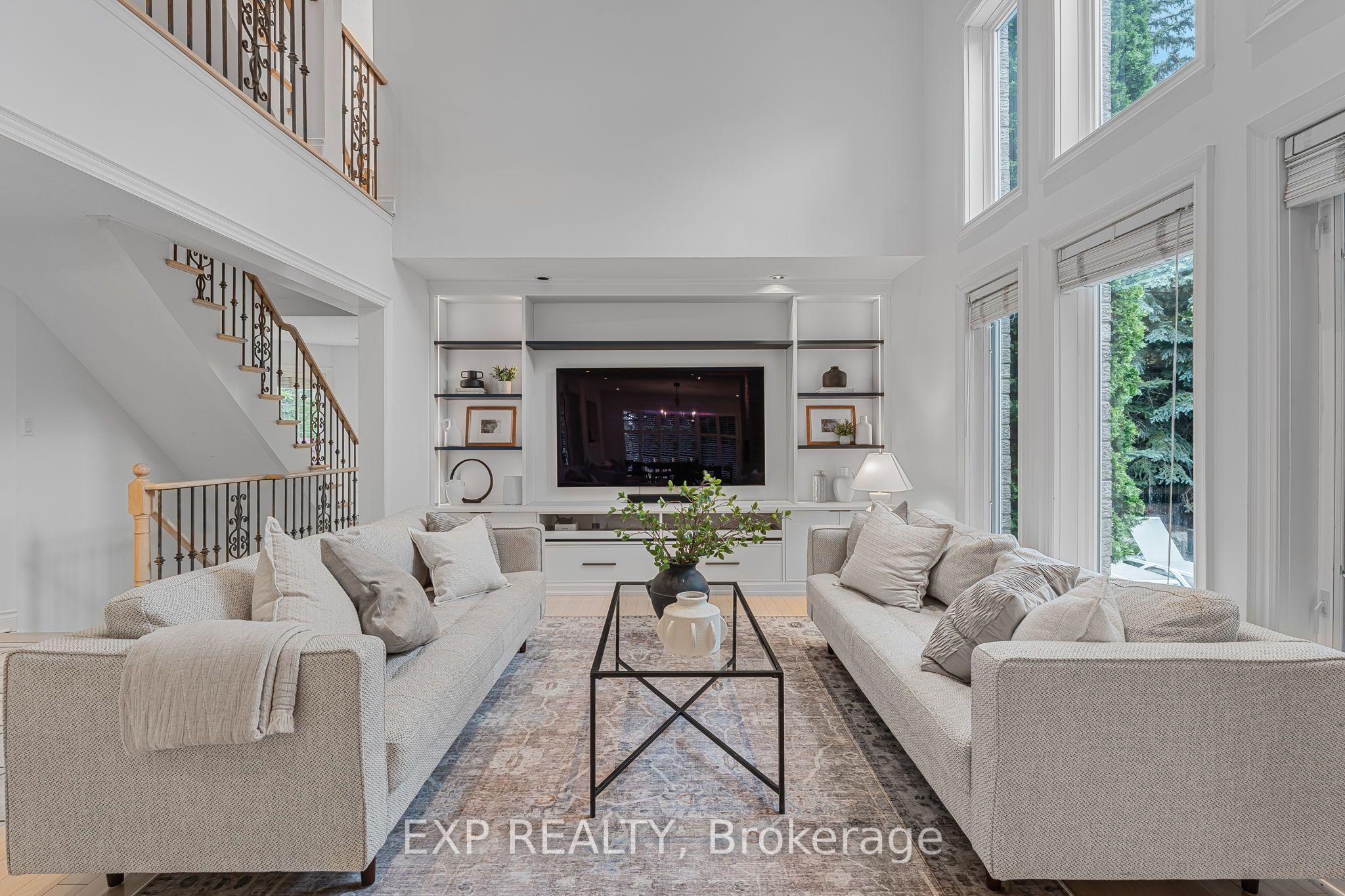 2000 Peak Place