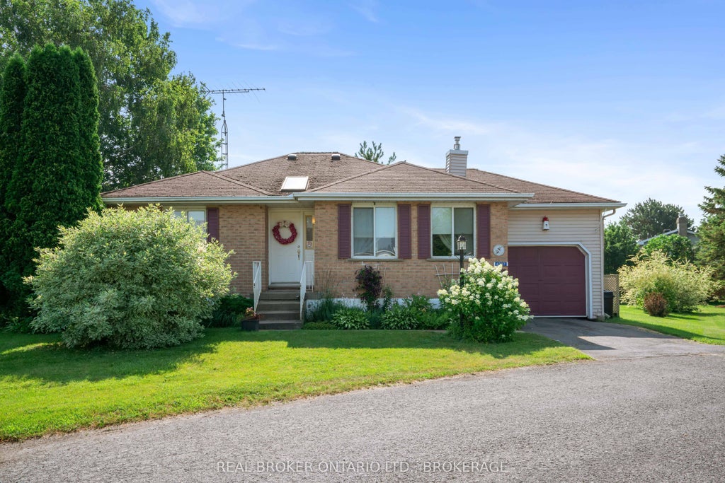Photo of 6287 Graham Court, South Glengarry, ON K0C 1E0 (MLS # X13580254)
