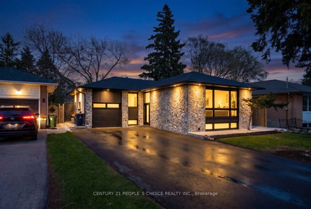 Photo of 7 Nipissing Drive, Toronto, ON M9B 4V4 (MLS # W13072398)