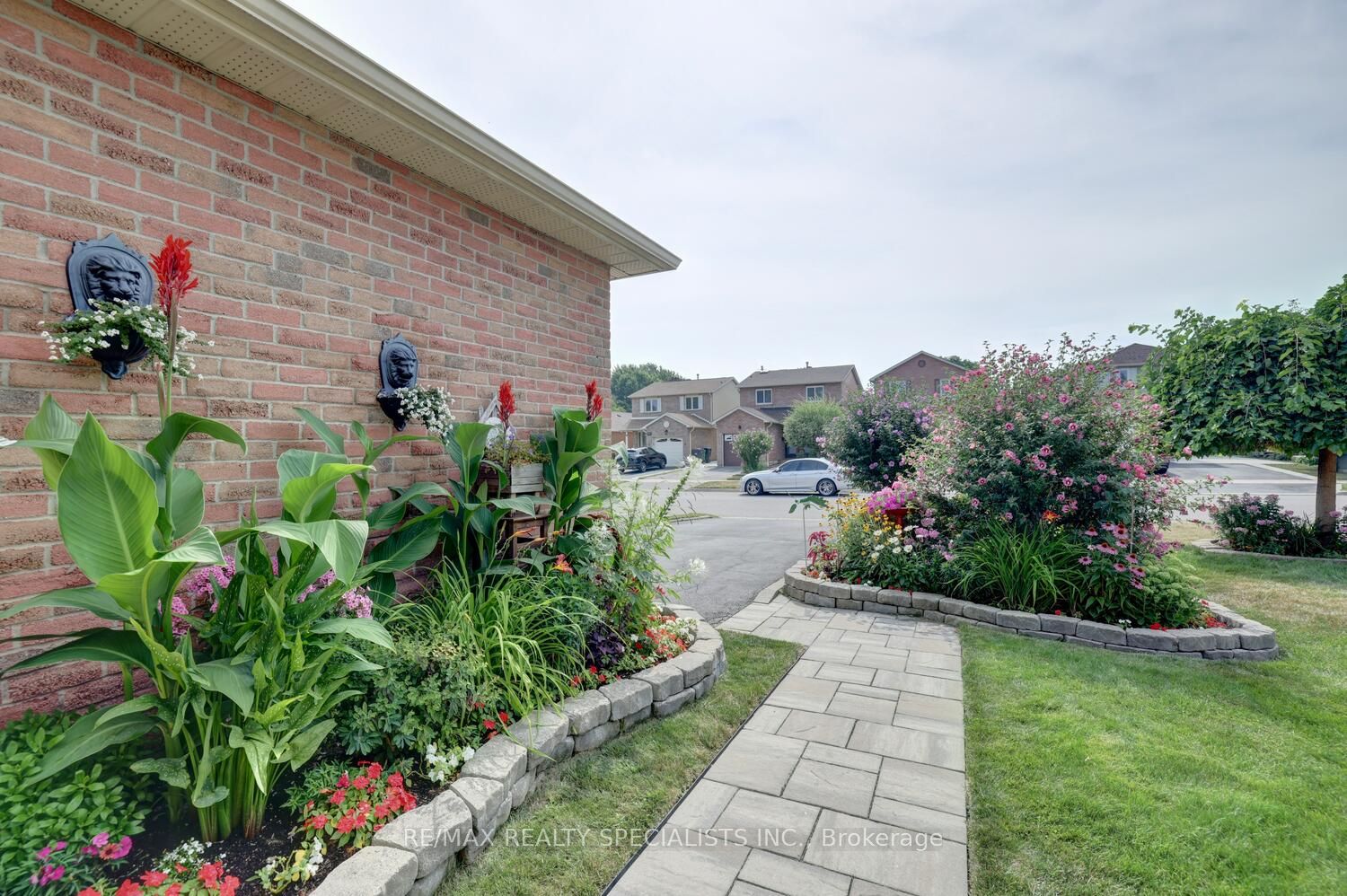 3151 McCarron Crescent