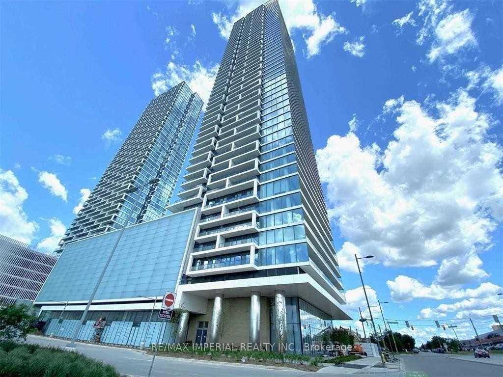 Photo 1 of 30 — 950 Portage Parkway 6009, Vaughan, ON L4K 0J7