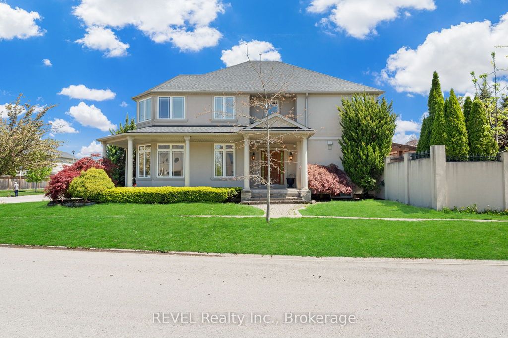 Photo of 30 MARACAY Way, St. Catharines, ON L2W 1C4 (MLS # X12791952)