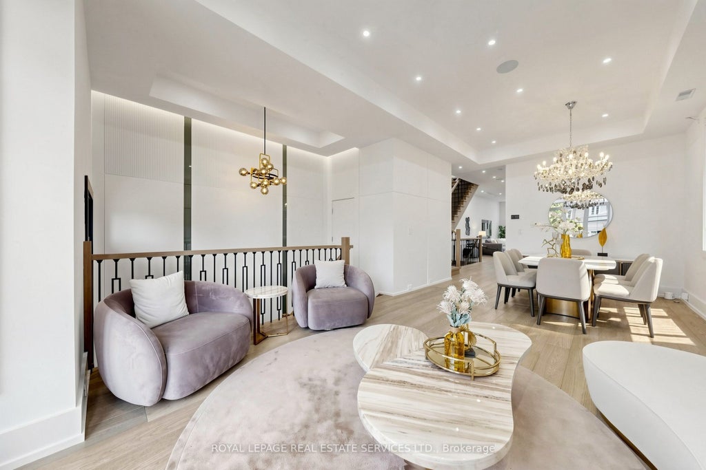 Photo of 383 Melrose Avenue, Toronto, ON M5M 1Z6 (MLS # C13729824)