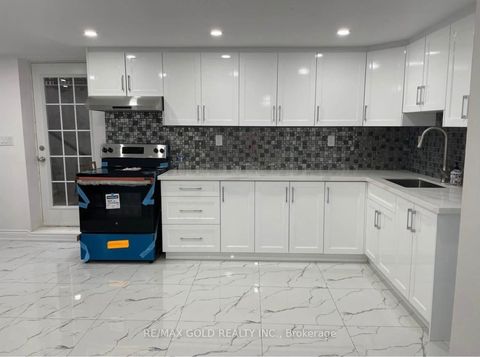 1075 Gorham Way Milton ON L9T 6N7