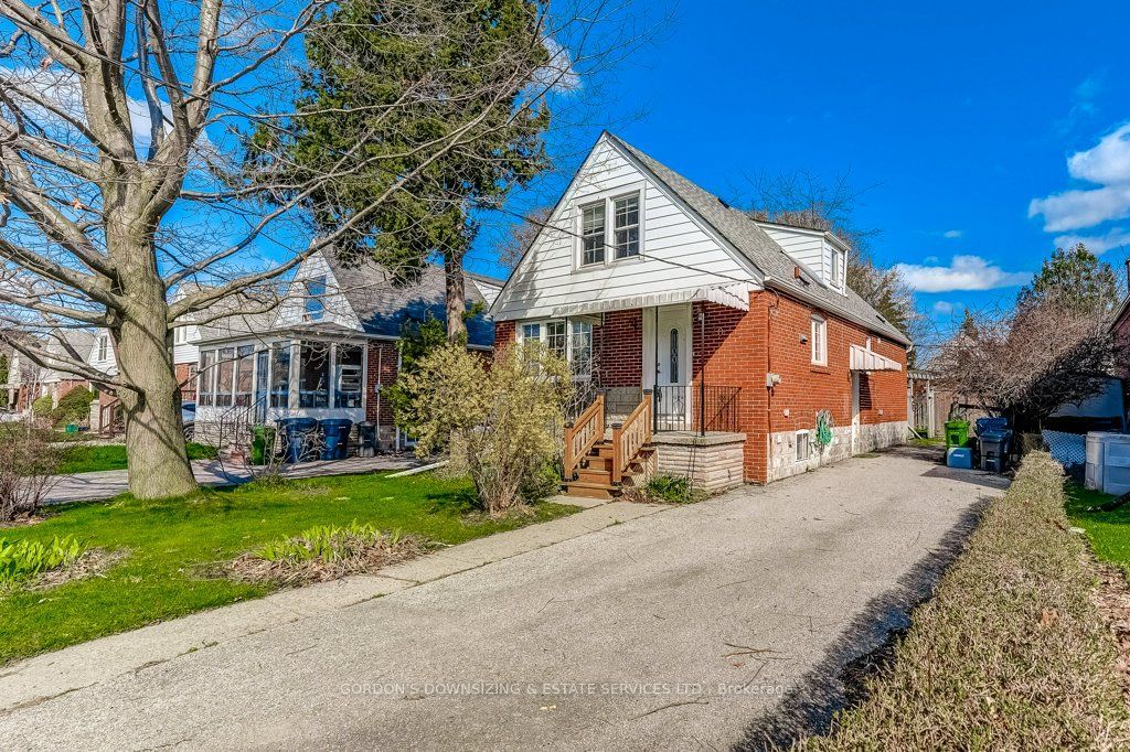 Photo of 20 Gardens Crescent, Toronto, ON M4B 1T5 (MLS # E13034310)