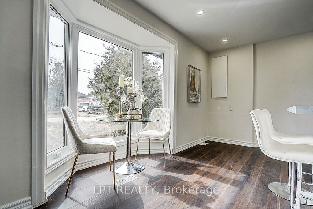 Photo of 194 South Channel Drive, Georgina, ON L4P 2N3 (MLS # N12937954)