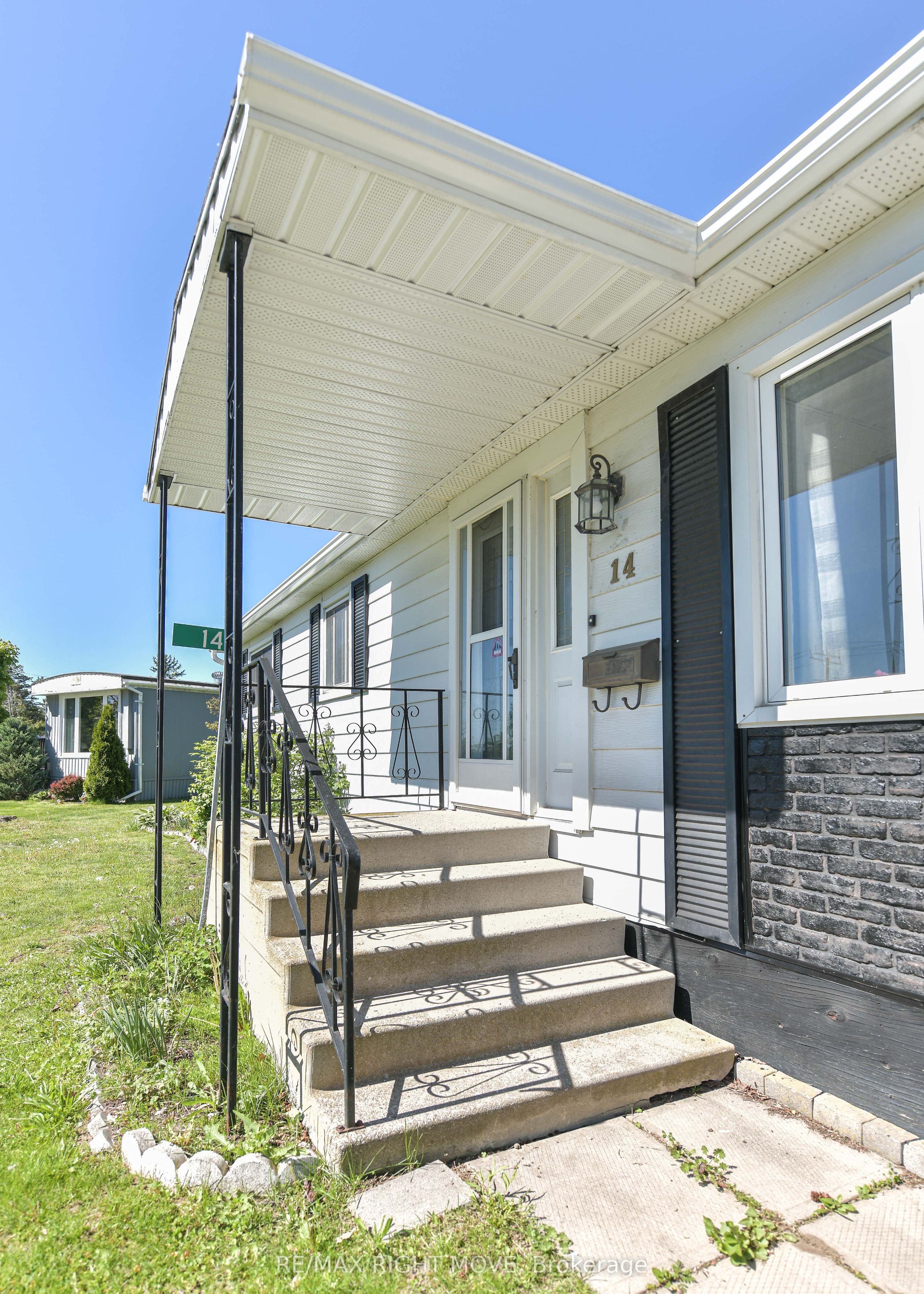 14 Muir Drive
