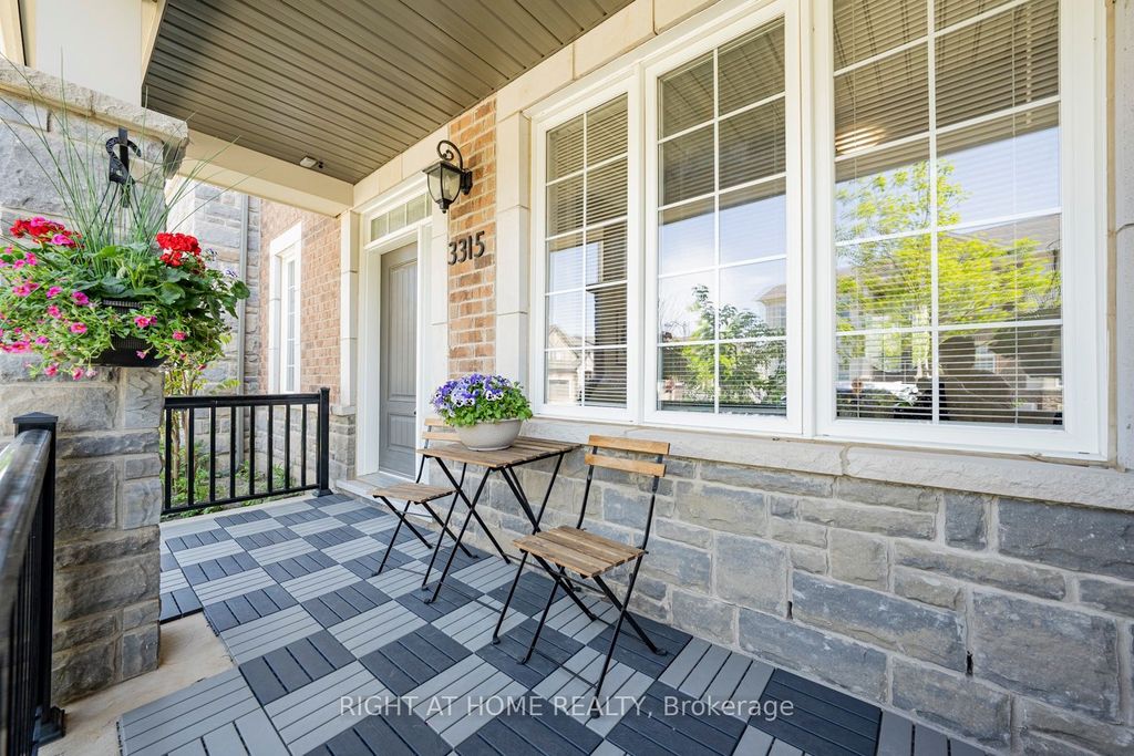 Photo of 3315 Vardon Way, Oakville, ON L6M 1S1 (MLS # W13206560)