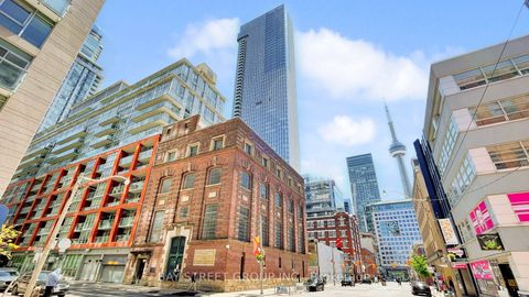 21 Nelson Street UPH01 Toronto ON M5V 3H9