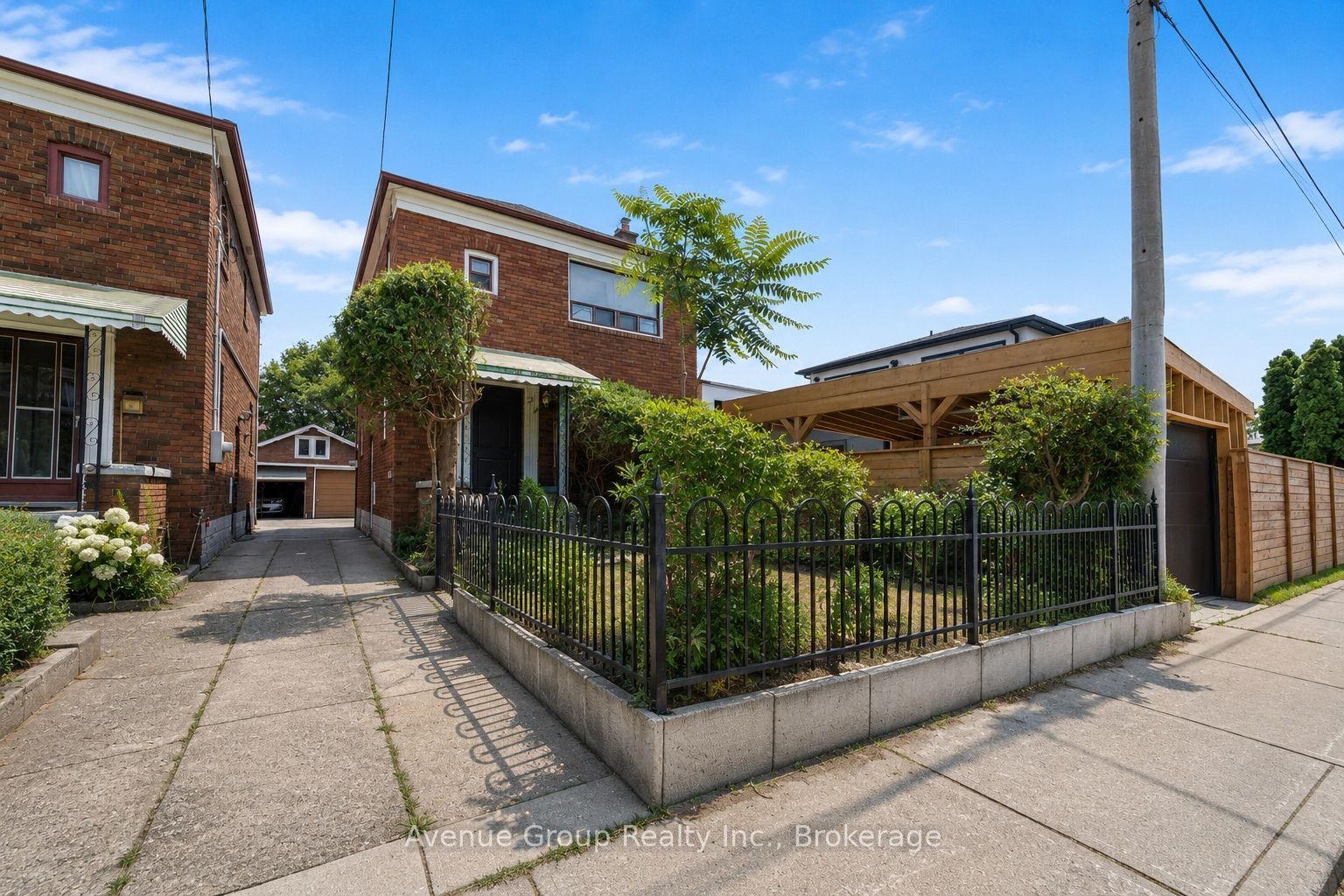 1 Warland Avenue