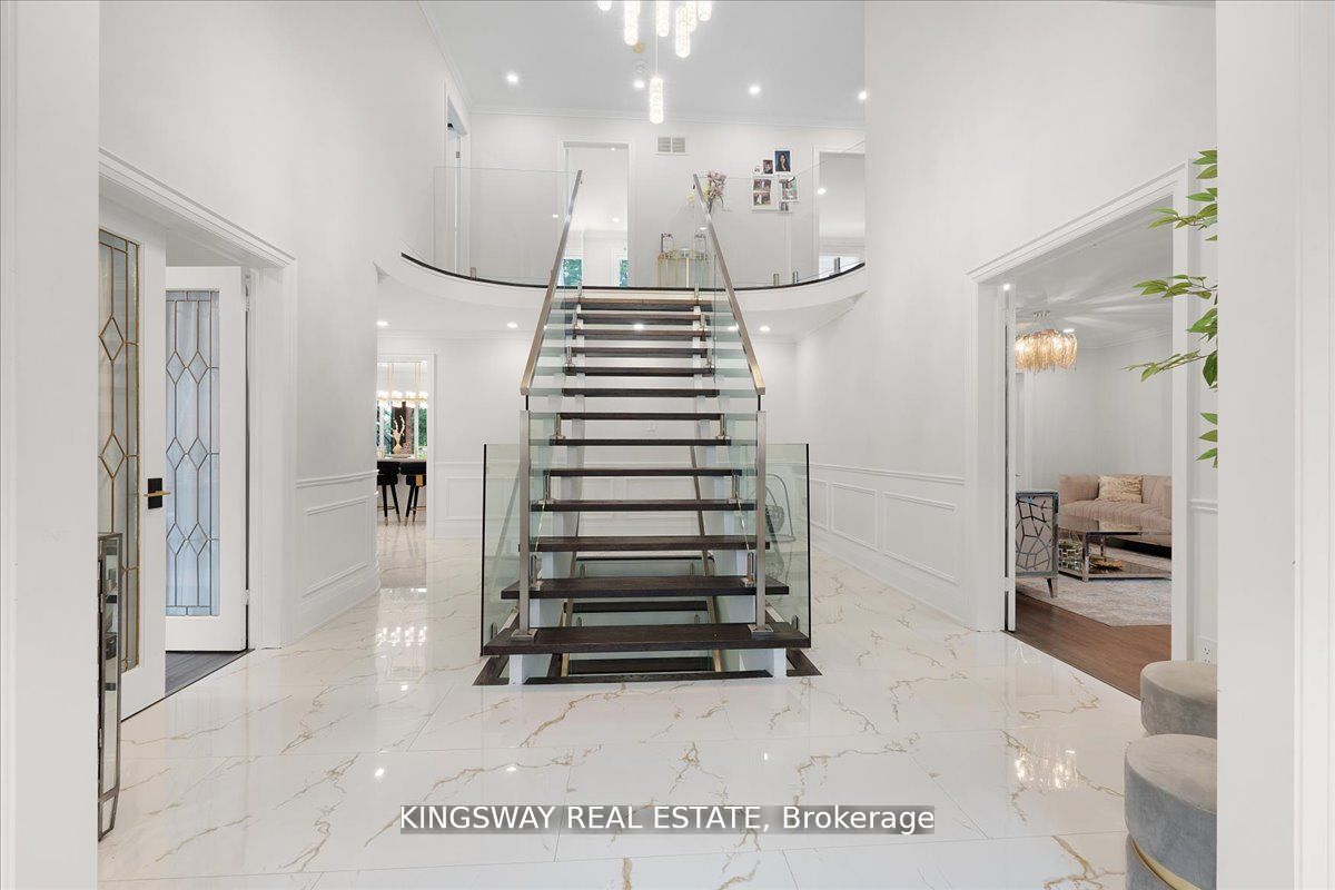 265 Wycliffe Avenue