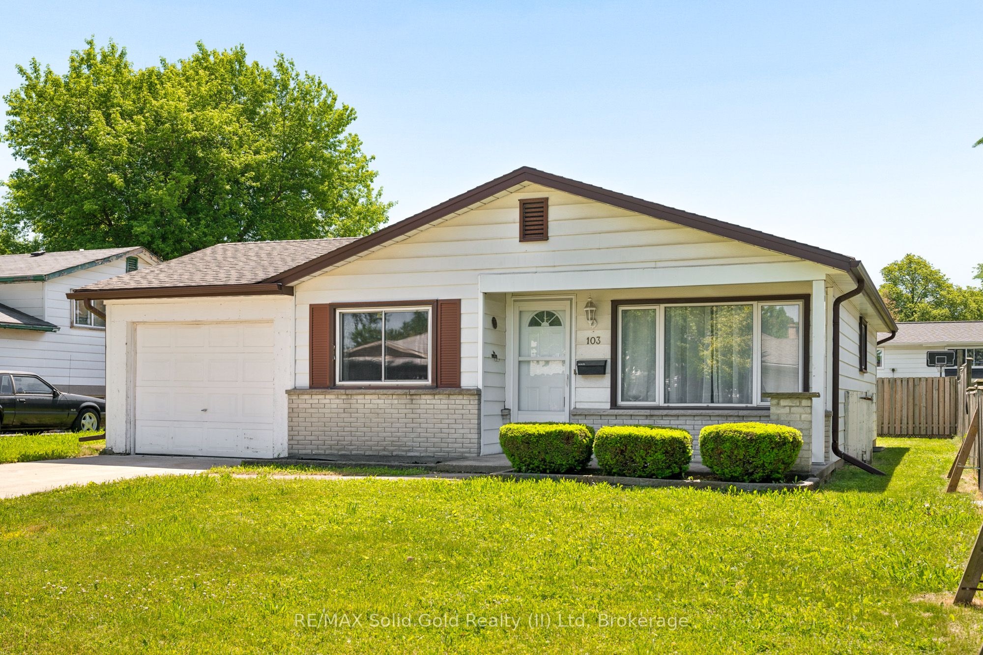 103 Belwood Crescent