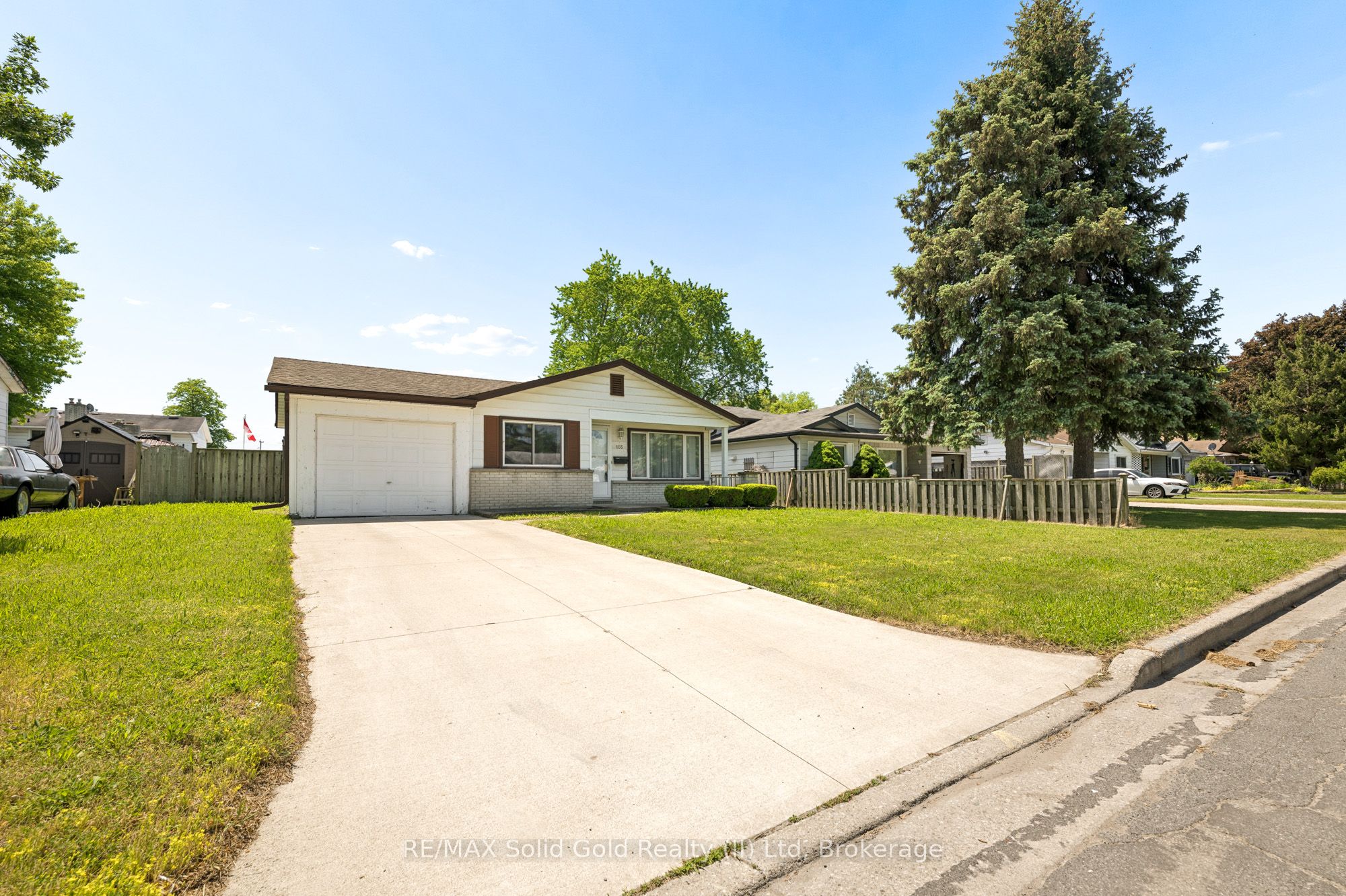 103 Belwood Crescent