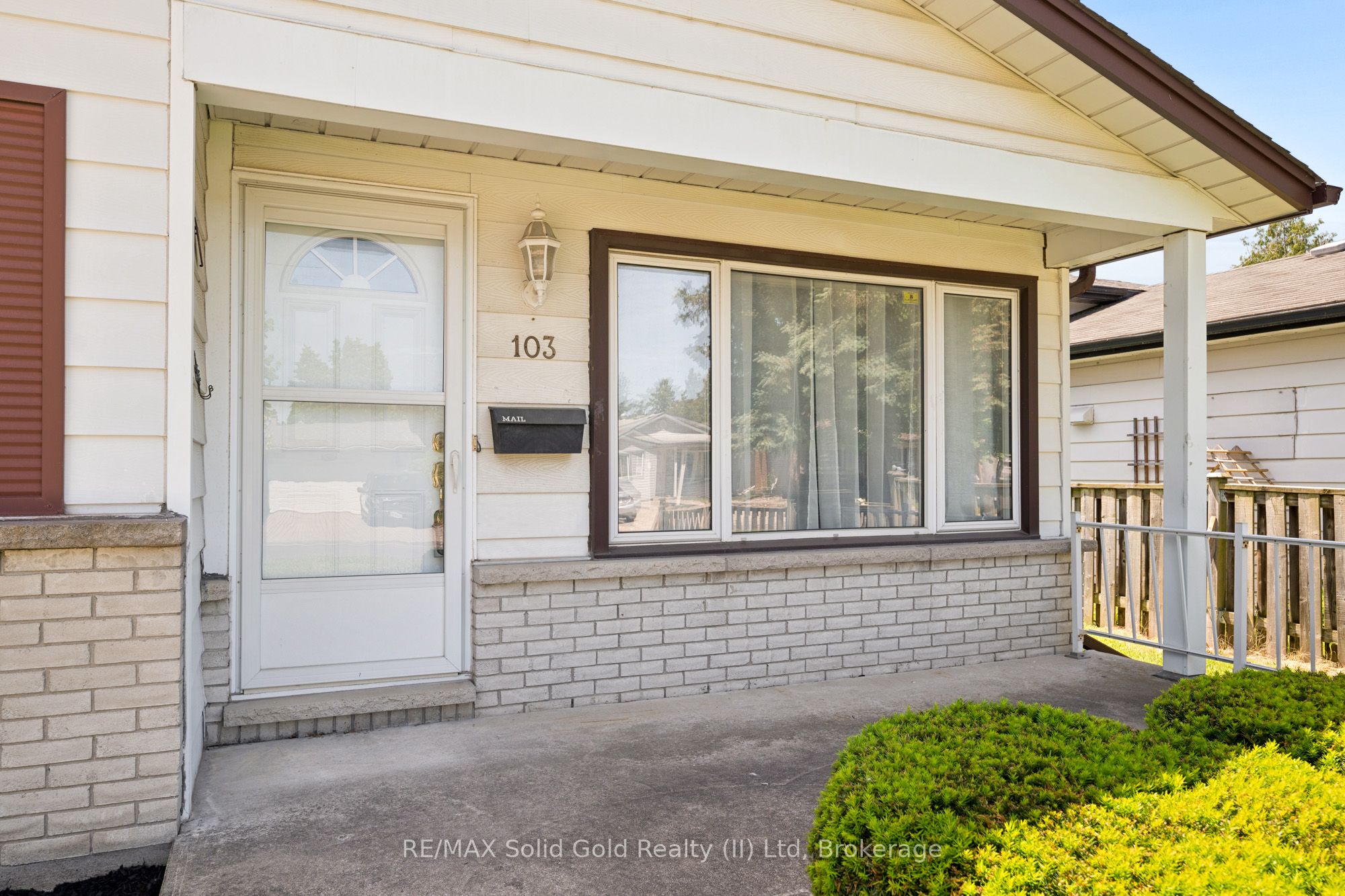 103 Belwood Crescent