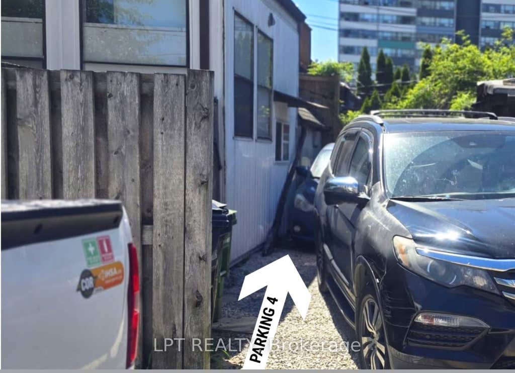 Photo of 1314 Dupont Street, Toronto, ON M6H 2A7 (MLS # W13443074)