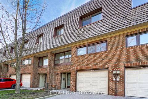 Photo of 90 Castlebury Crescent #21, Toronto, ON M2H 1W8 (MLS # C12331399)