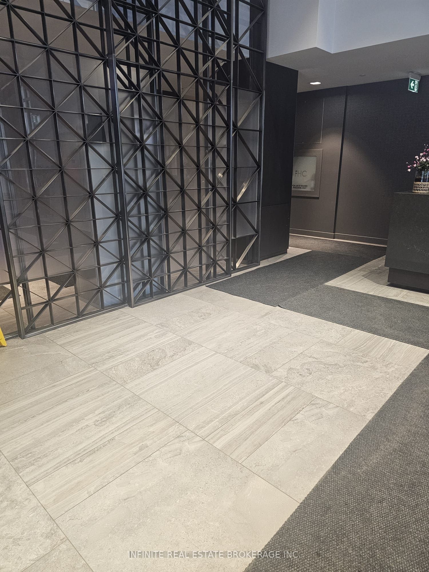 2560 Eglinton Avenue W 1506