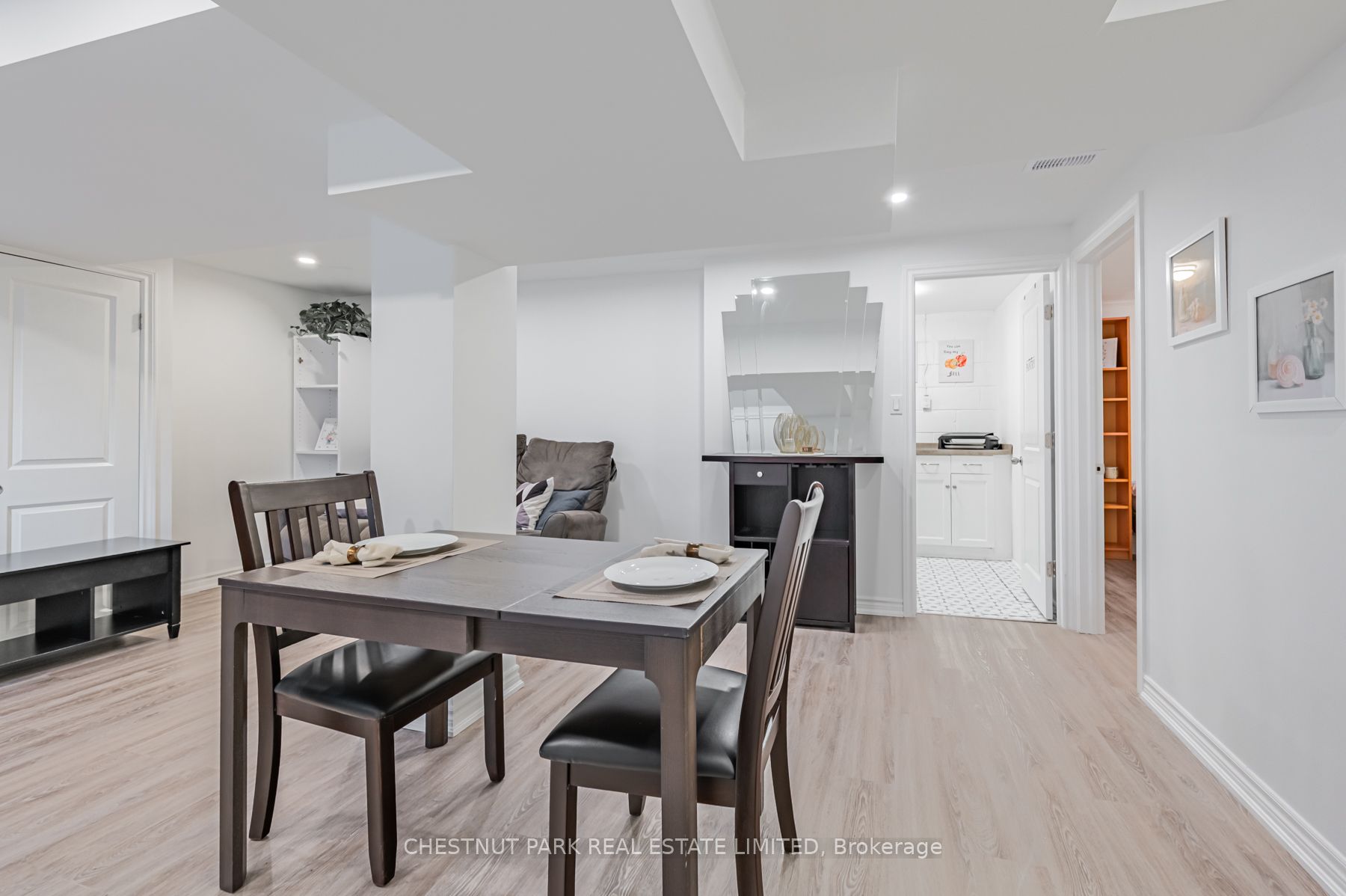 3 Sanctbury Place Lower