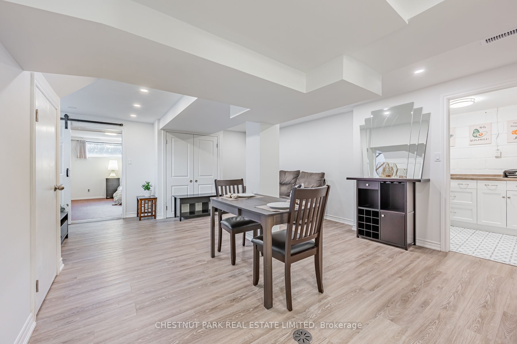 3 Sanctbury Place Lower