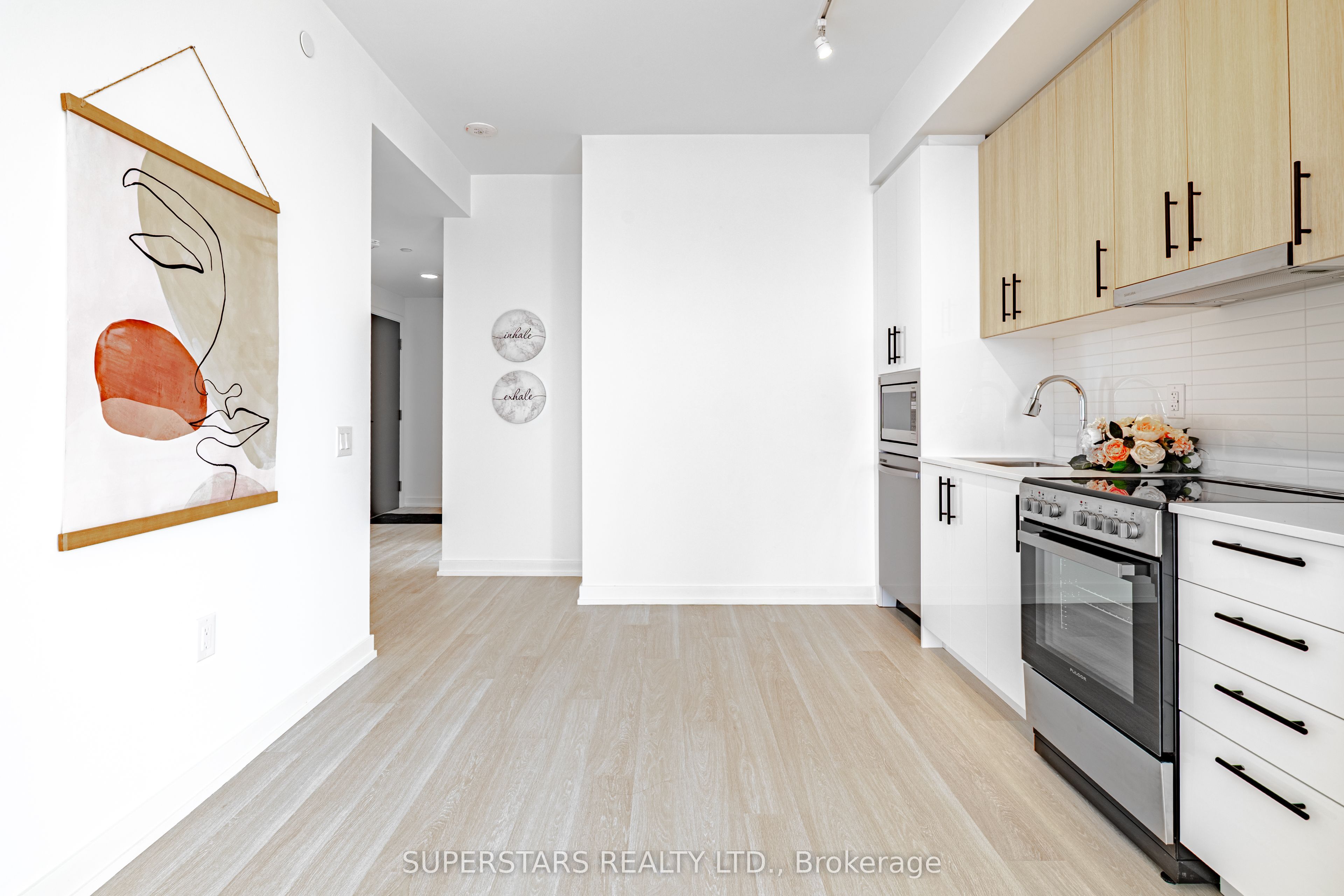 9763 Markham Road A1110