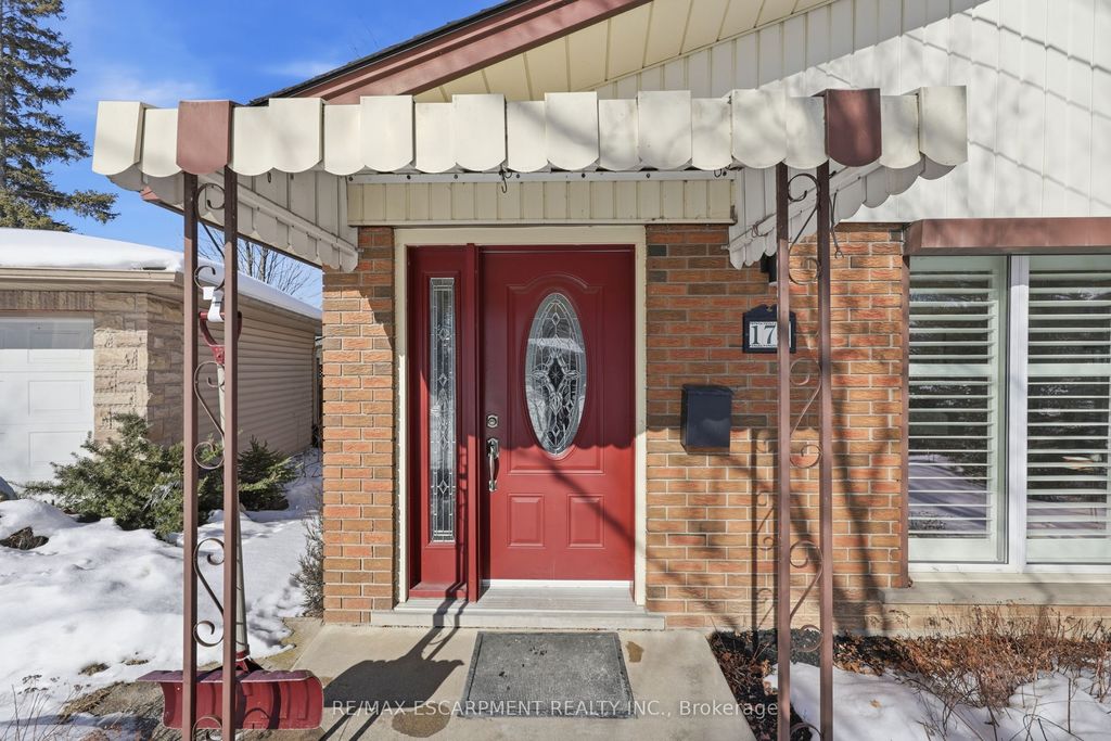 Photo of 172 Old Ancaster Road, Hamilton, ON L9H 3R4 (MLS # X12790408)