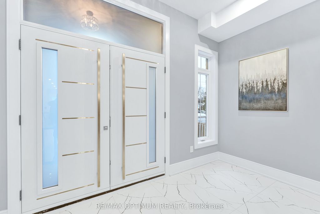 Photo of 30 Mclaughlin Road N, Brampton, ON L6X 1Y7 (MLS # W12848188)