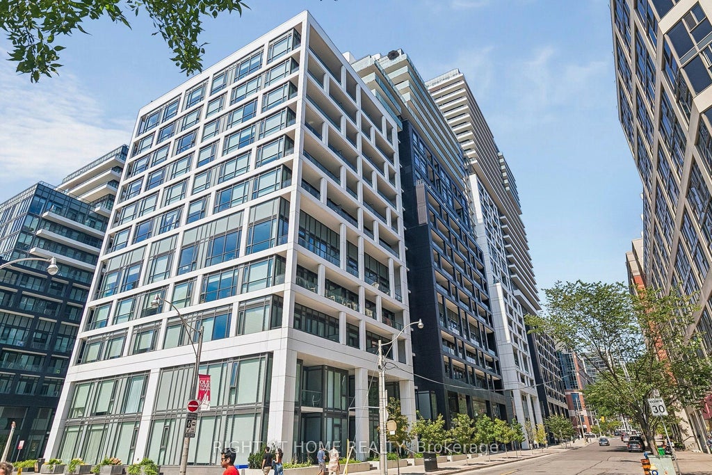 Photo of 60 Princess Street #447, Toronto, ON M5A 2C7 (MLS # C13729886)