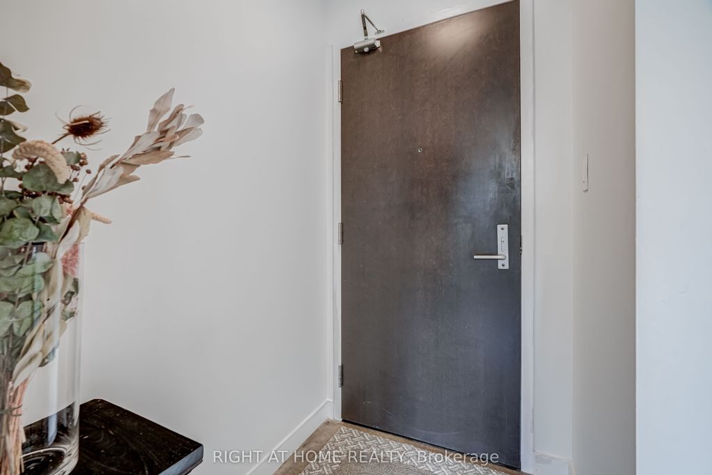 Photo of 569 King Street E #409, Toronto, ON M5A 1M5 (MLS # C12807540)