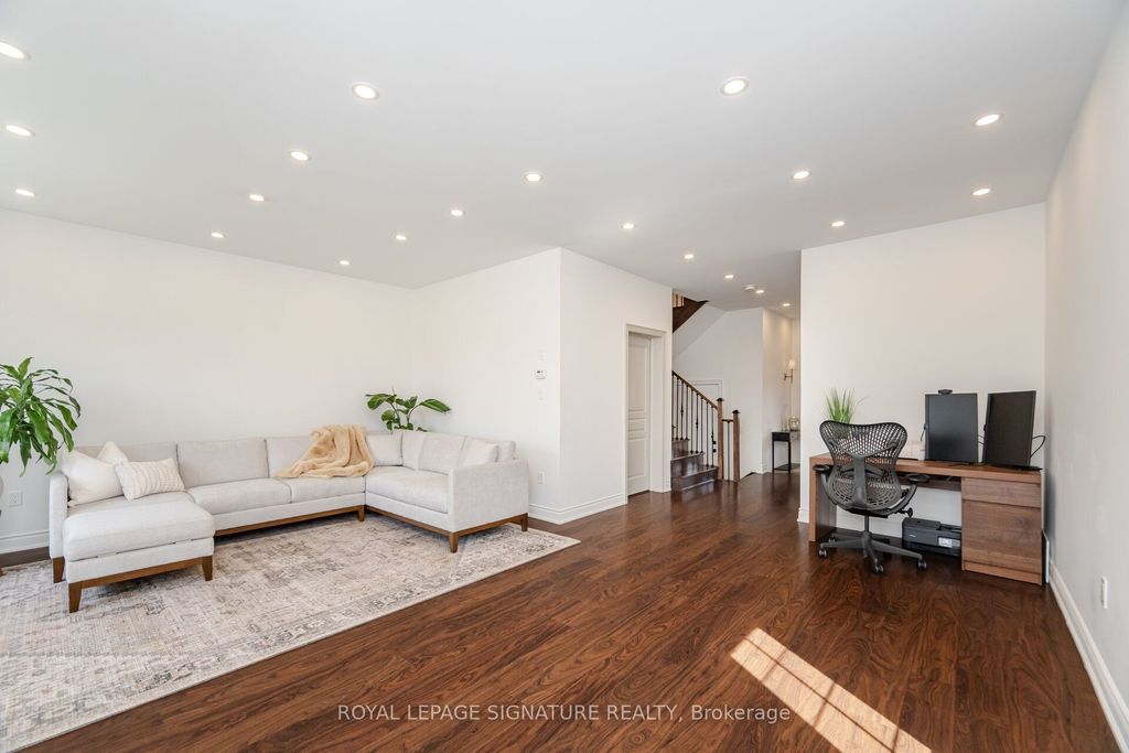 Photo of 99 Burke Street, Hamilton, ON L8B 0T8 (MLS # X12394076)