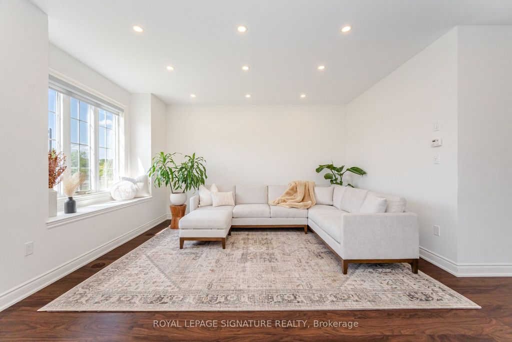 Photo of 99 Burke Street, Hamilton, ON L8B 0T8 (MLS # X12394076)