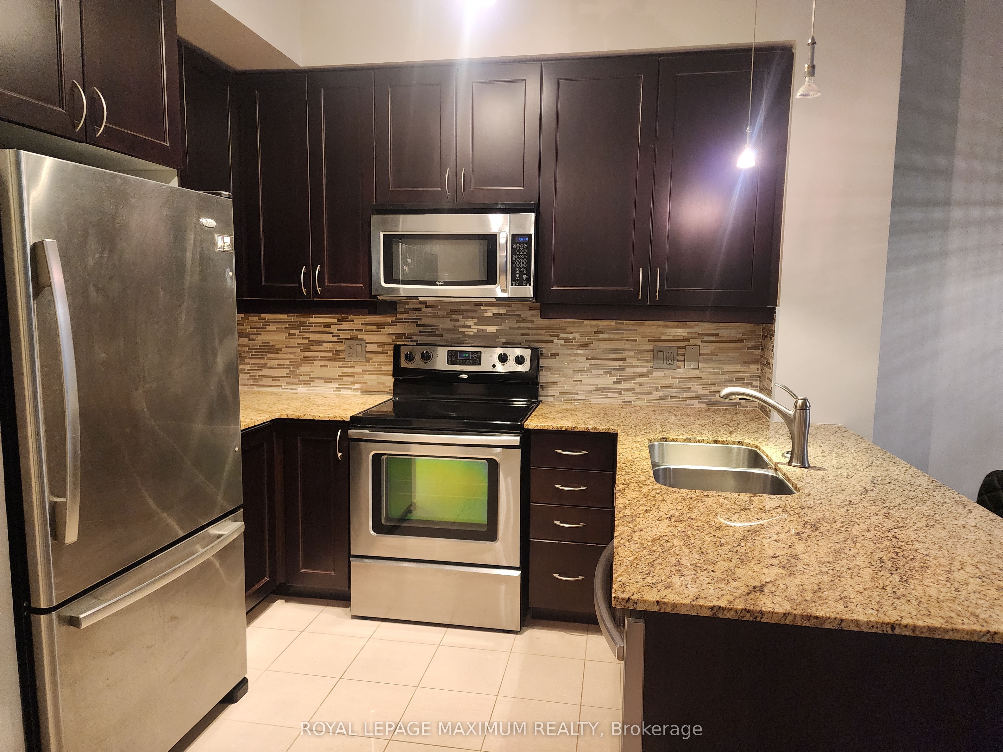 83 Woodbridge Avenue 507