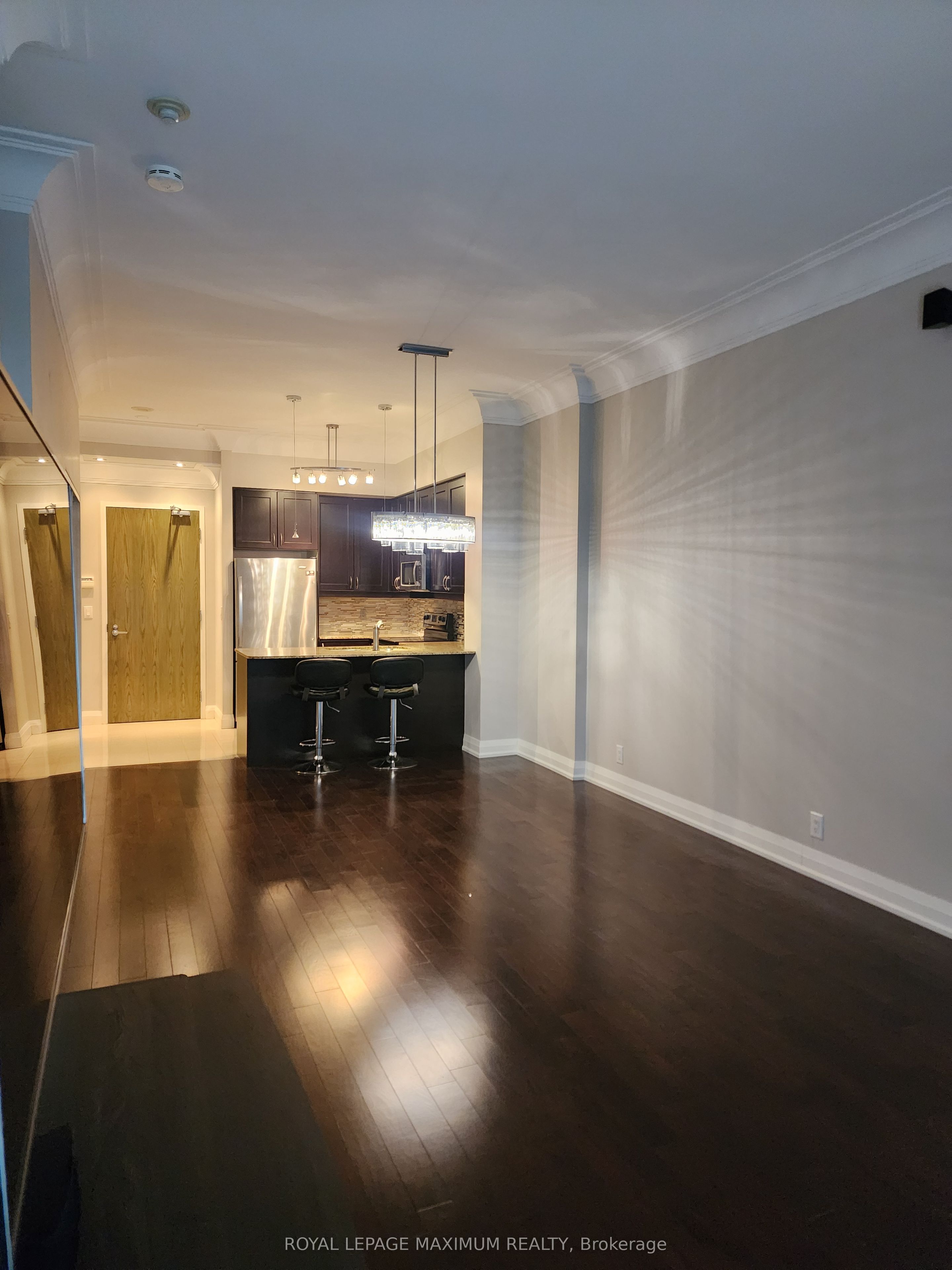 83 Woodbridge Avenue 507