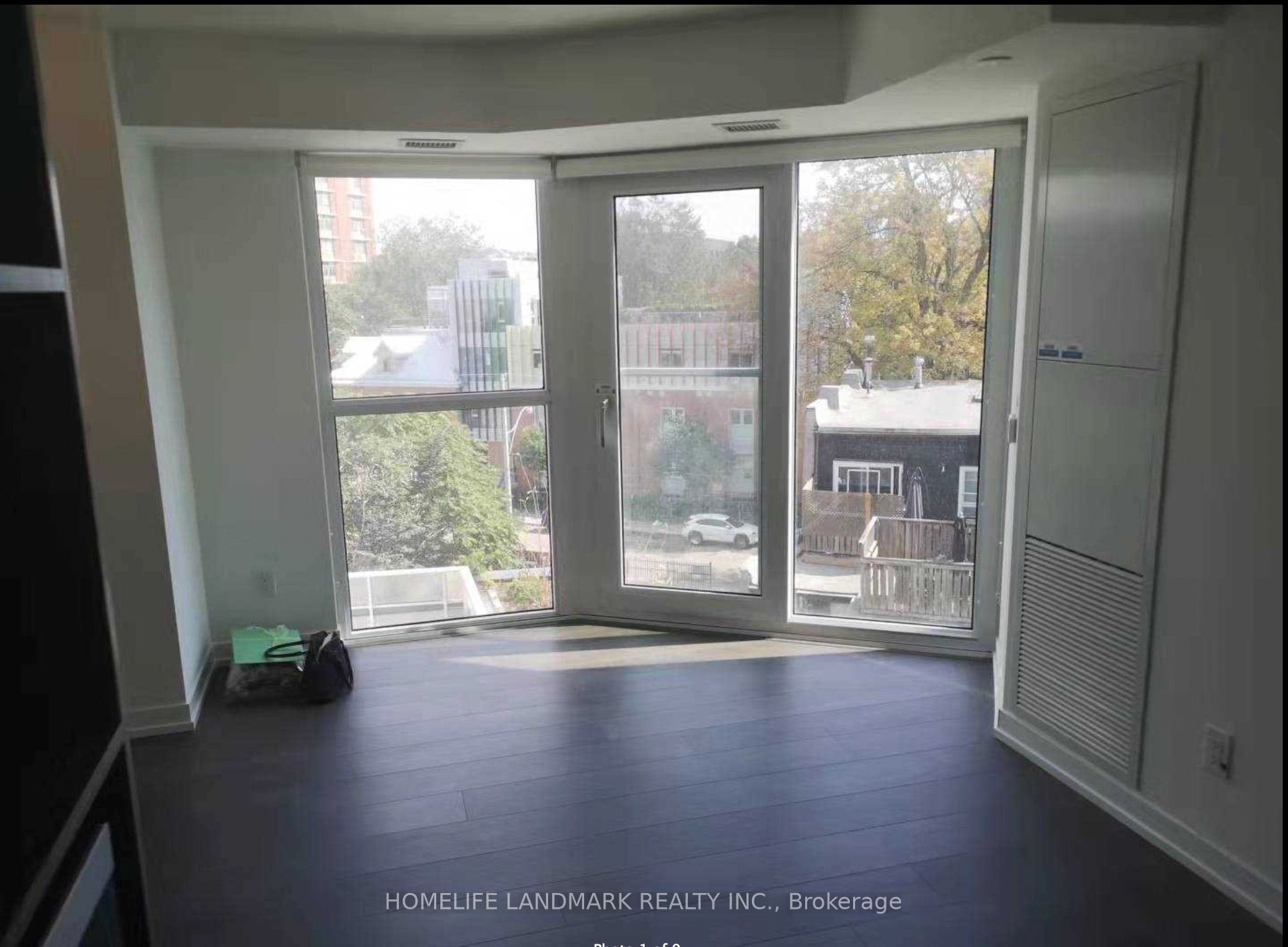 219 Dundas Street E 515