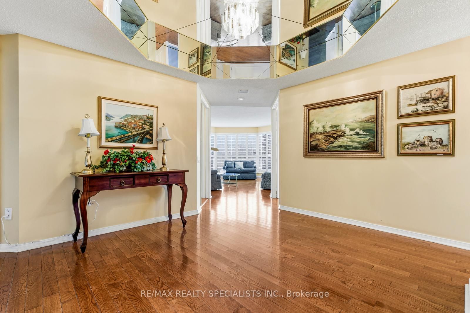 1800 The Collegeway N/A 304