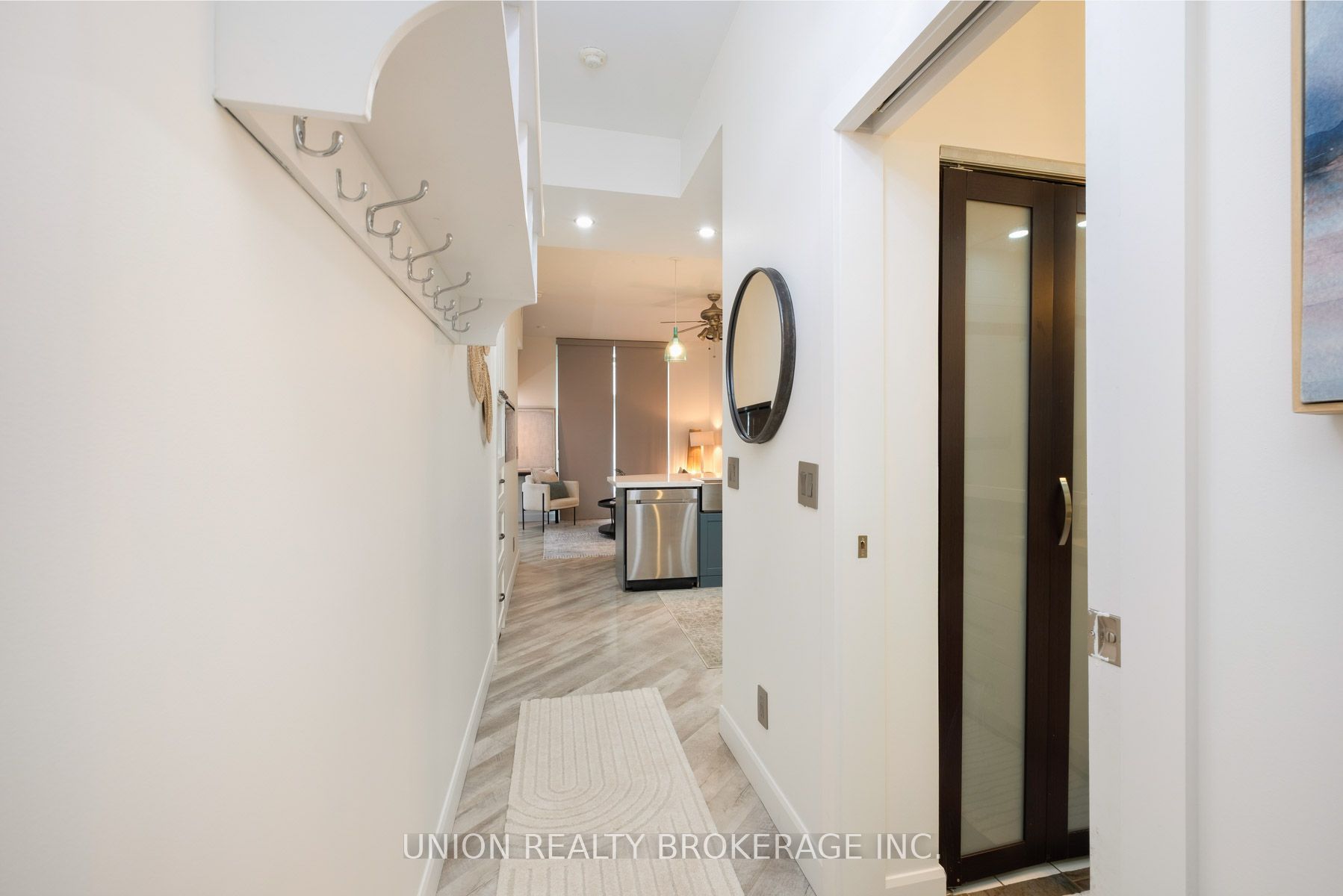 18 Yonge Street 606
