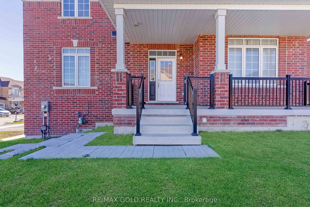 Photo of 2150 Speare Court, Innisfil, ON L9S 0M9 (MLS # N12459166)