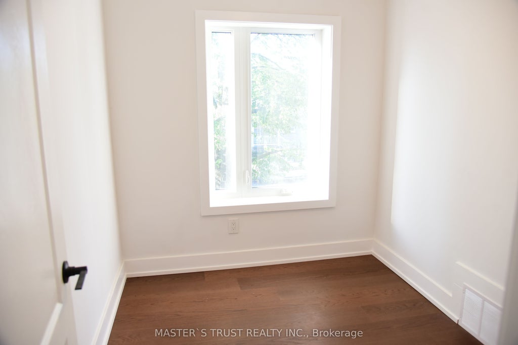 Photo of 19 Emmett Avenue, Toronto, ON M6M 2E3 (MLS # W13237890)