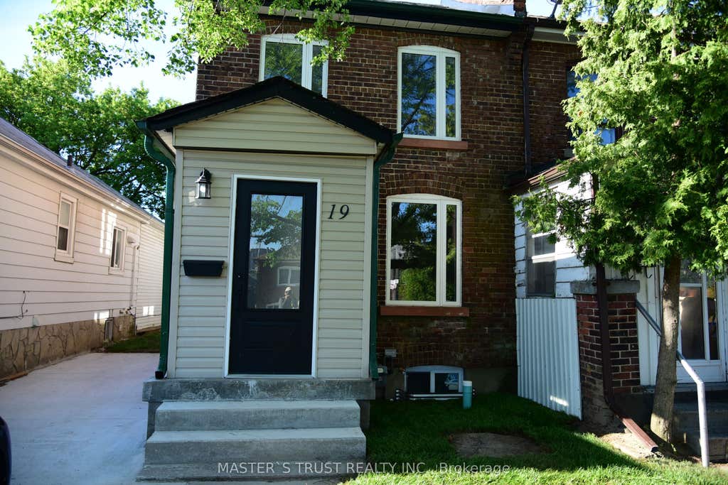Photo of 19 Emmett Avenue, Toronto, ON M6M 2E3 (MLS # W13237890)