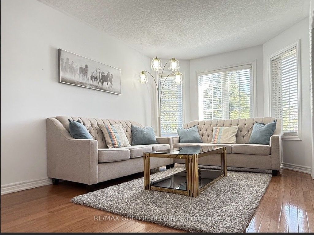 Photo of 128 Buchanan Drive, New Tecumseth, ON L9R 0A3 (MLS # N13076090)
