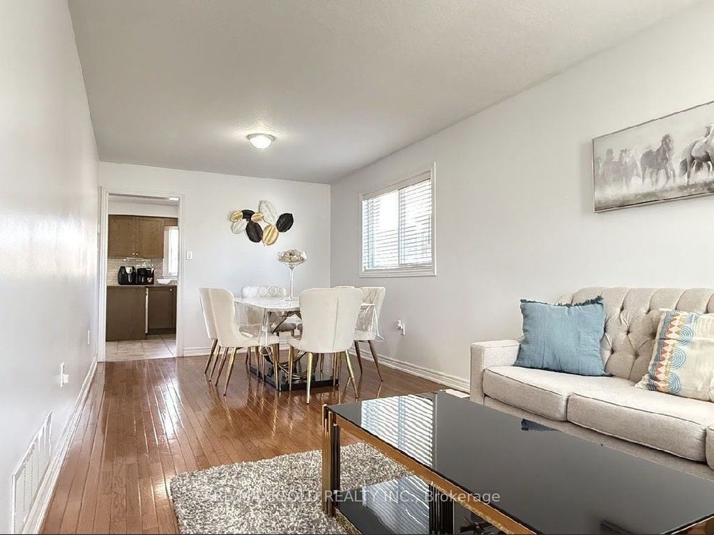 Photo of 128 Buchanan Drive, New Tecumseth, ON L9R 0A3 (MLS # N13076090)