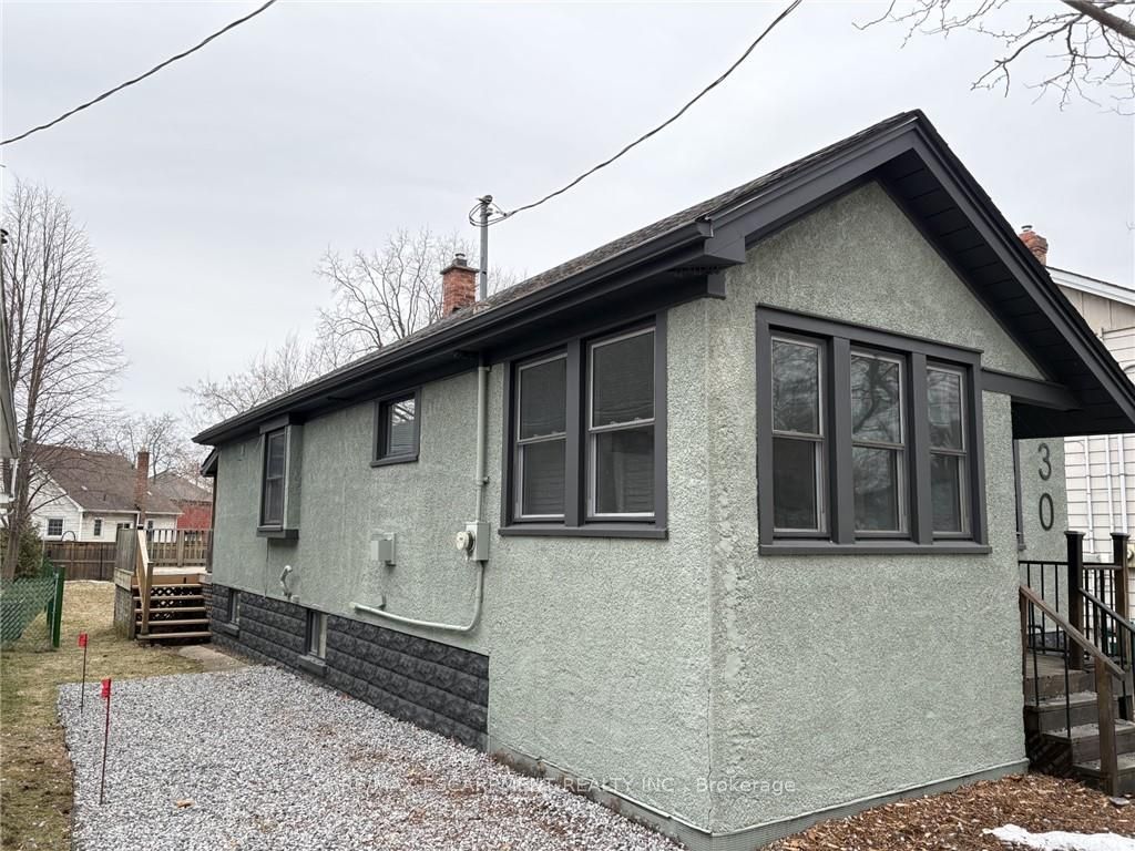 Photo of 30 Eastchester Avenue, St. Catharines, ON L2P 2V6 (MLS # X12867196)