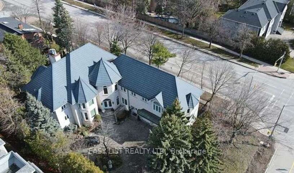 Photo of 206 Arnold Avenue, Vaughan, ON L4J 1B9 (MLS # N13037892)