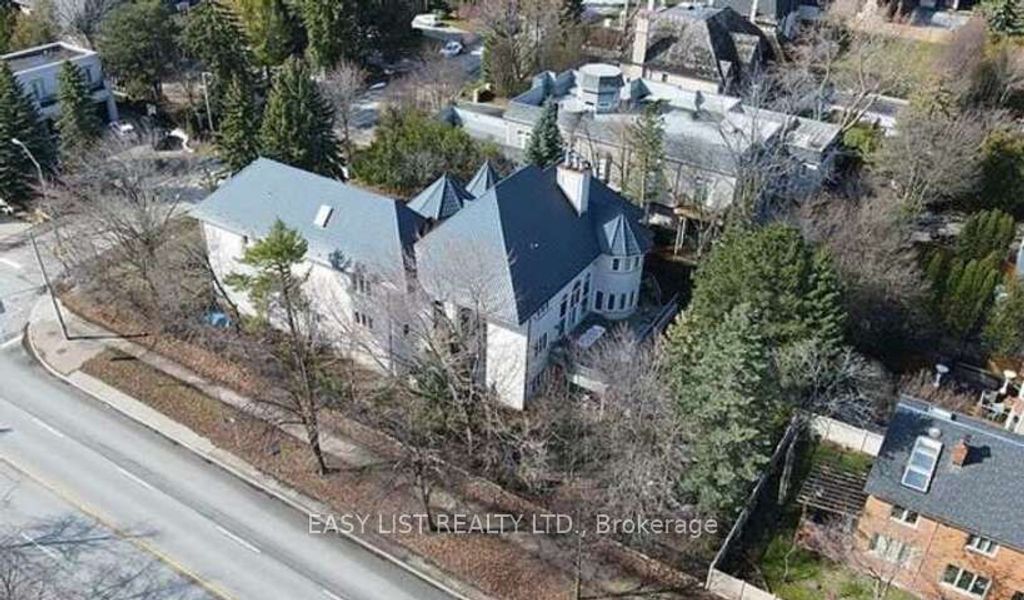 Photo of 206 Arnold Avenue, Vaughan, ON L4J 1B9 (MLS # N13037892)