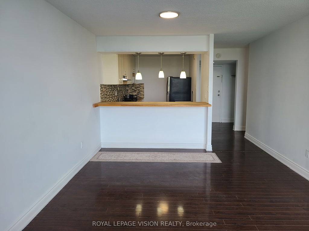 Photo of 10 Martha Eaton Way S #2107, Toronto, ON M6M 5B3 (MLS # W13769384)