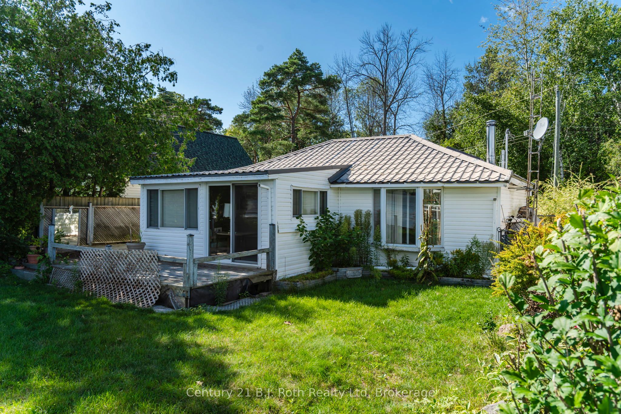 15 Bow Road