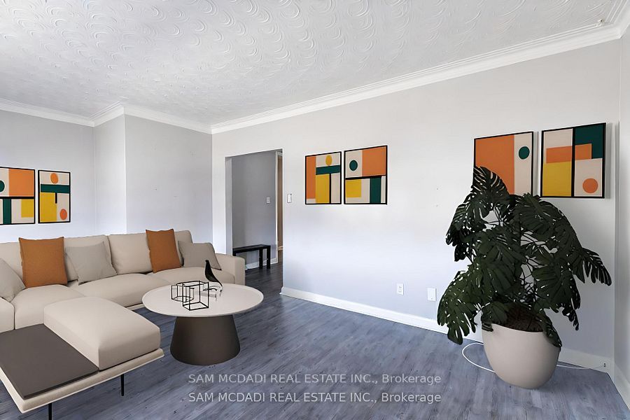 1710 Lakeshore Road W