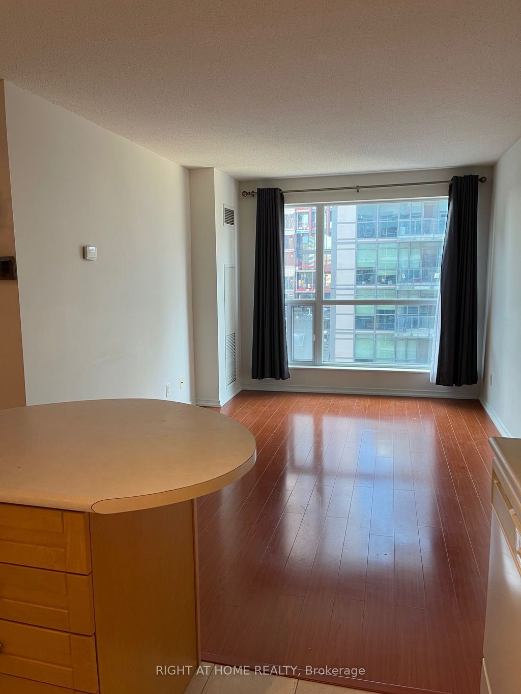 Photo of 230 King Street E #1106, Toronto, ON M5A 1K5 (MLS # C12542038)