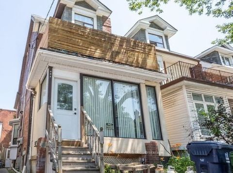 693 Euclid Avenue 1 Toronto ON M6G 2T8