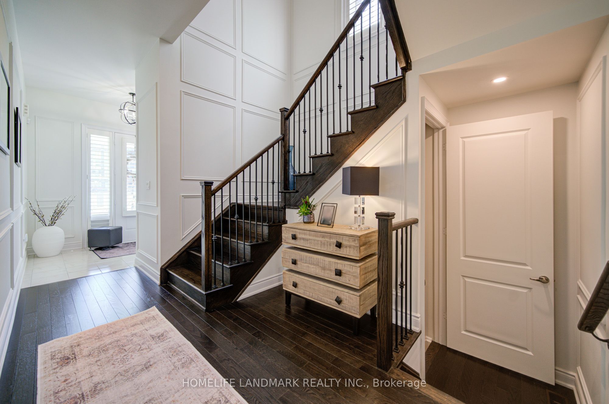 1369 Yellow Rose Circle