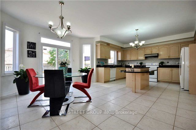 277 Calvert Road